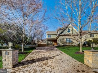 1812 Macarthur Dr, Mc Lean, VA 22101