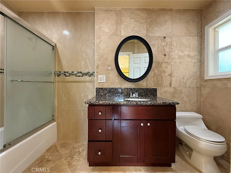 1127 S Nantes Ave — Photo 23