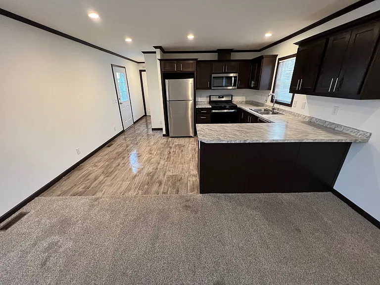 Kimberly Estates — Photo 46