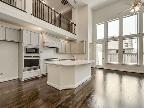 4th image of 8225 Lindsay Gdns