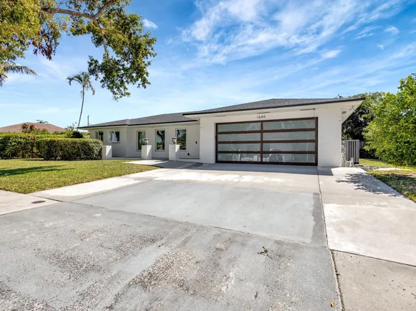1644 40th Street, West Palm Beach, FL 33407