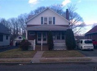 3 Summit Ave, Troy, NY 12180