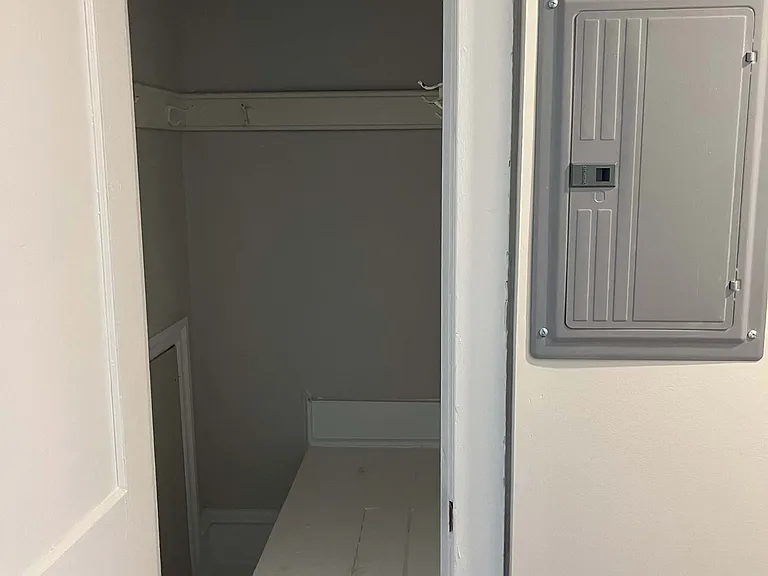 4200 Woodland Ave #4202A — Photo 5