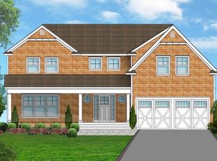 8 Runnymeade Dr, East Hampton, NY 11937