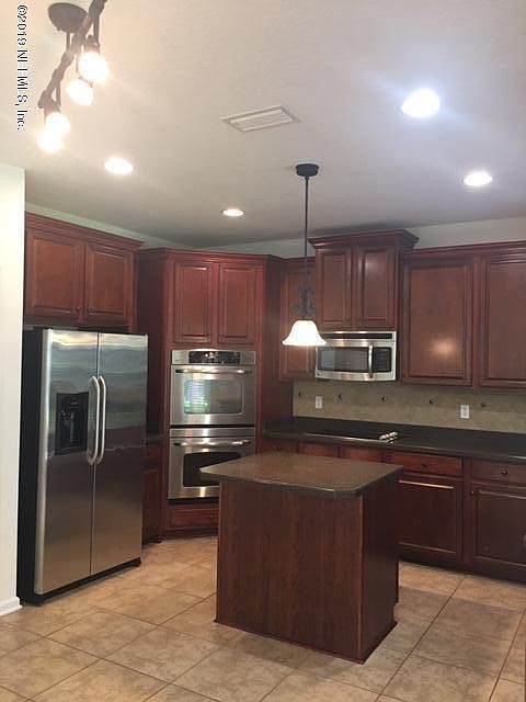 1st image of 2051 Heritage Oaks Ct
