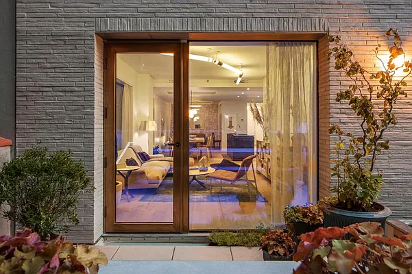 Rented by Corcoran | media 41