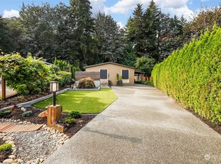 17101 117th Ct NE, Bothell, WA 98011