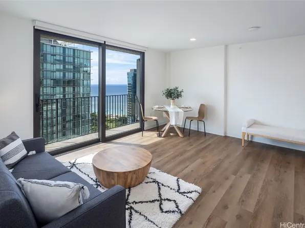 987 Queen St #3812, Honolulu, HI 96814