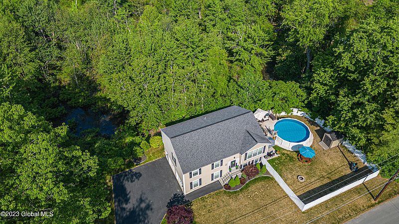 2nd image of 59 Tollgate Road