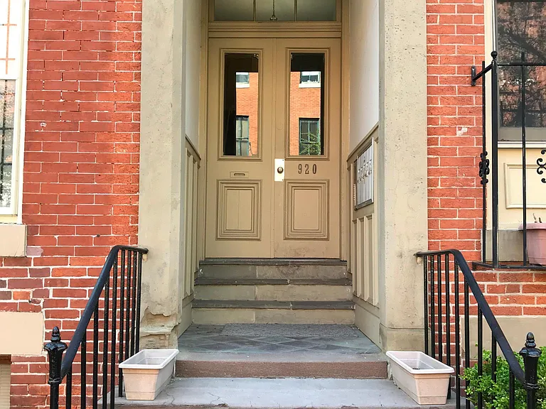920 N Calvert St #2R — Photo 1