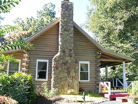 3rd image of 25378 Cornelius Dr