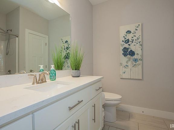 3rd image of 7668 Claire Ct
