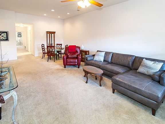 4th image of 4332 N Fulton Ave