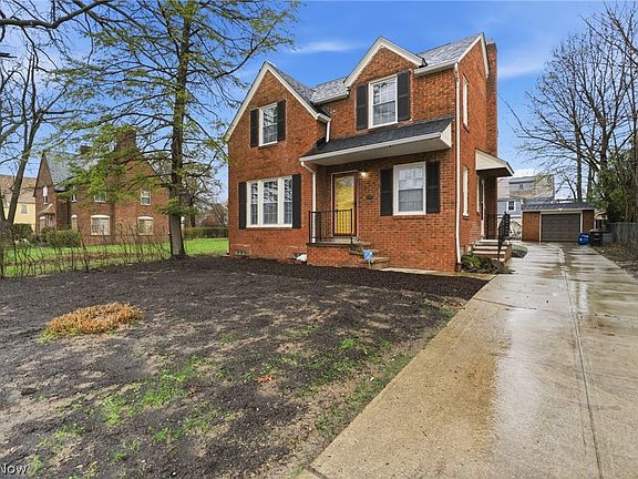 3rd image of 3153 Becket Rd