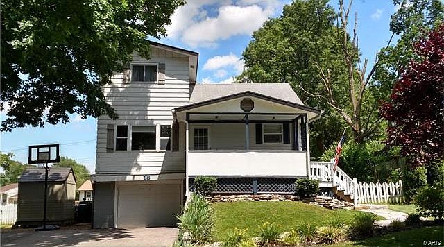 1st image of 18 Monticello Pl