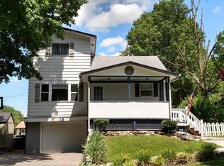 18 Monticello Pl, Fairview Heights, IL 62208