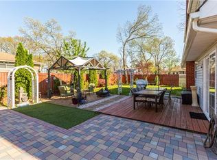 28 Ernest St, Old Bridge, NJ 08857