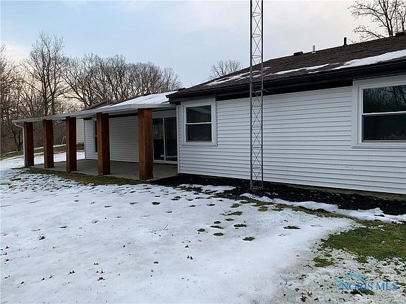 5th image of 2198 Hawthorne Dr