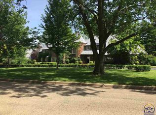 3200 SW Westover Rd, Topeka, KS 66604