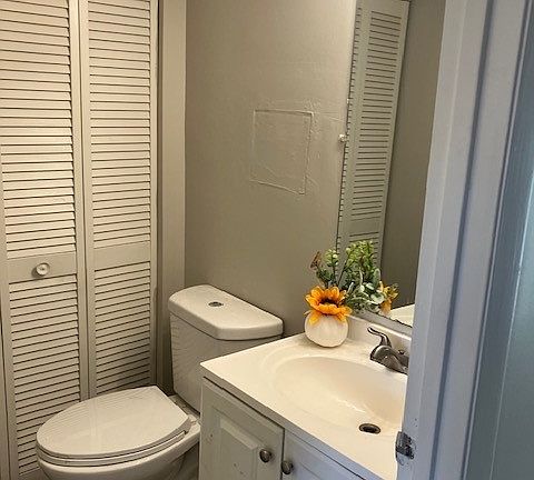 5th image of 863 Briar Creek Ct NE #823