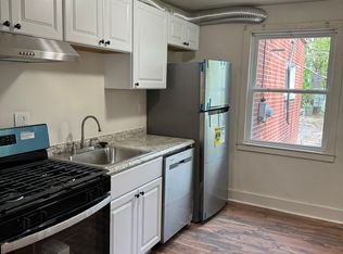 298 Oak Dr, Coraopolis, PA 15108