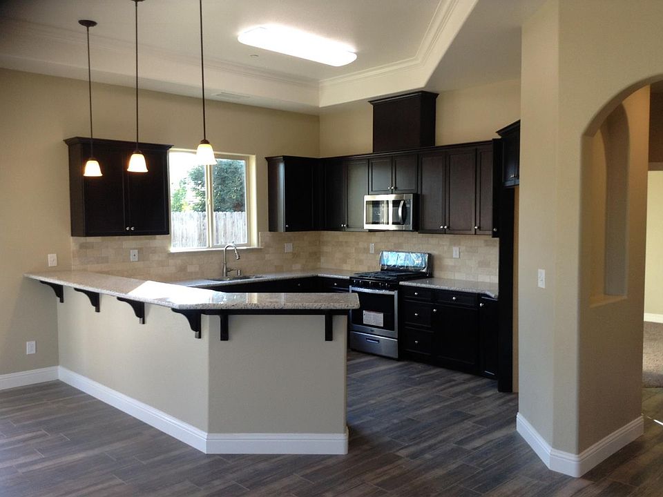 1st image of 861 Orchard Hills Dr