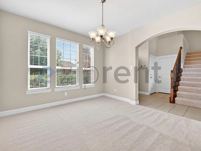 4104 Fordham St — Photo 6