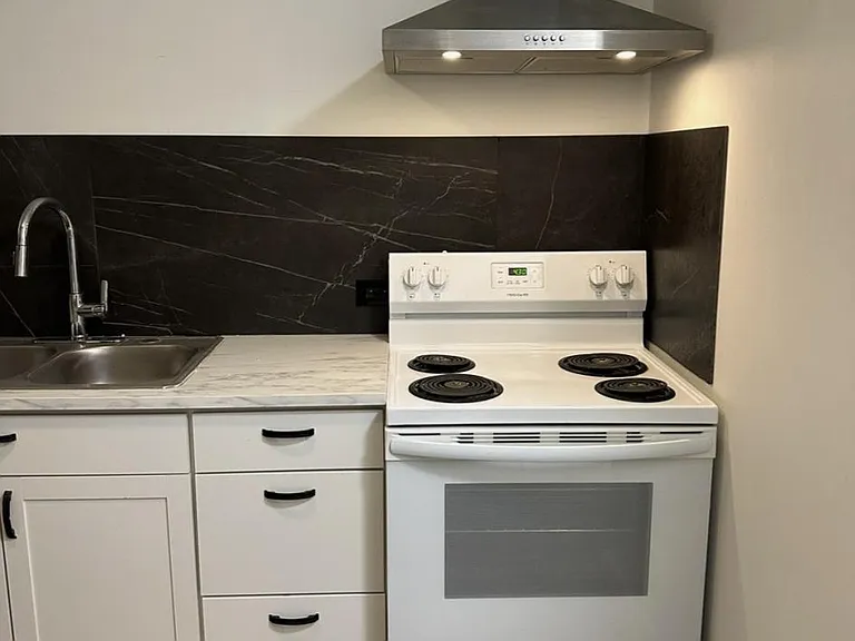 7 Division St #2A — Photo 10