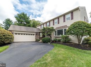 46 Iron Rock Ct, Holland, PA 18966