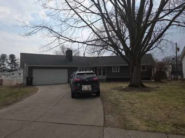 4216 35th Ave, Moline, IL 61265