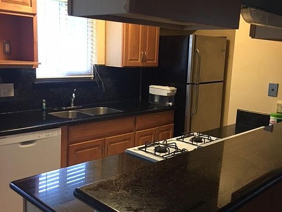 4th image of 8002 Ensenada Dr APT 4
