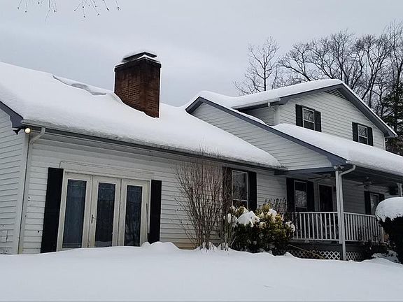 5th image of 465 McMoon Ln