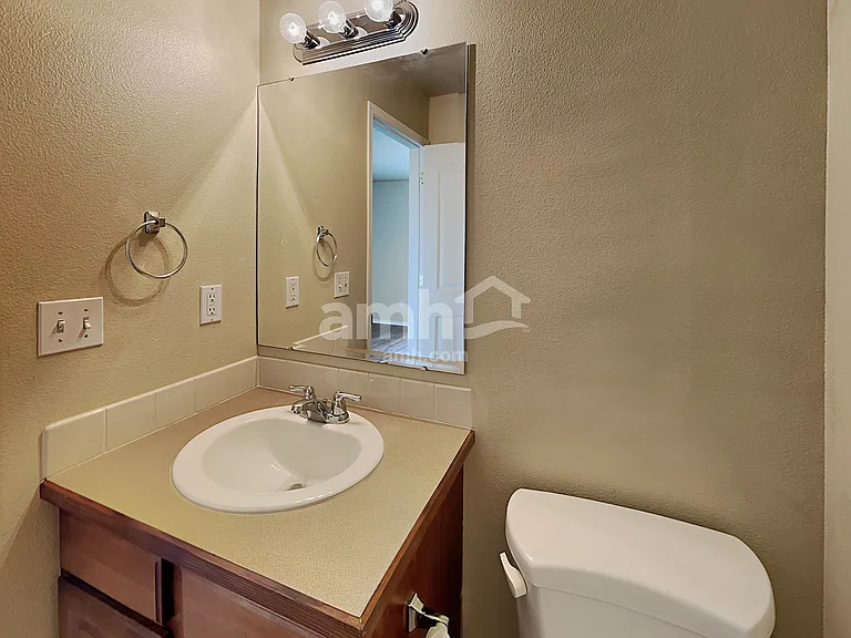 363 E Ivy Glade St — Photo 9