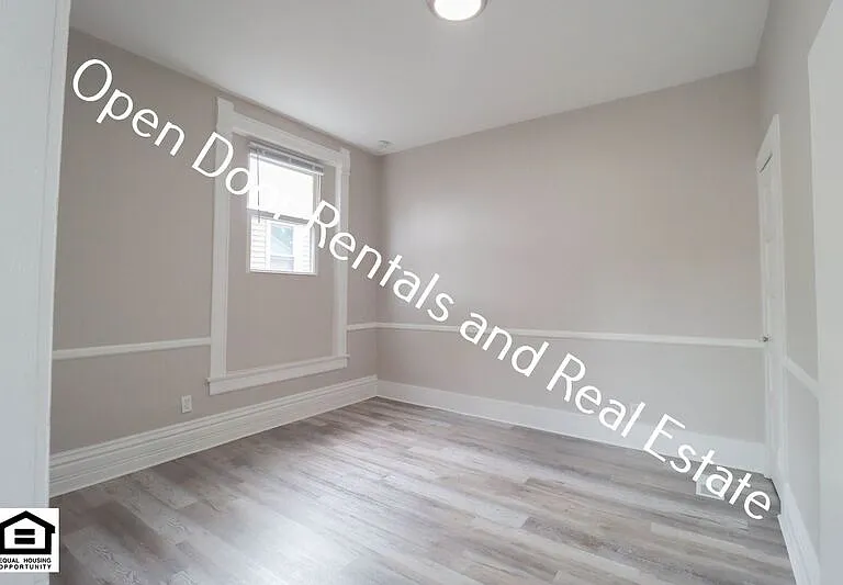 1918 Riedmiller Ave #1 — Photo 4