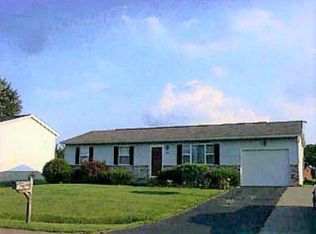 545 Derby Downs Rd, Newark, OH 43055