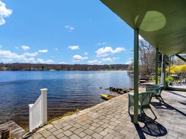 89 Woodland Road, Coventry, CT 06238