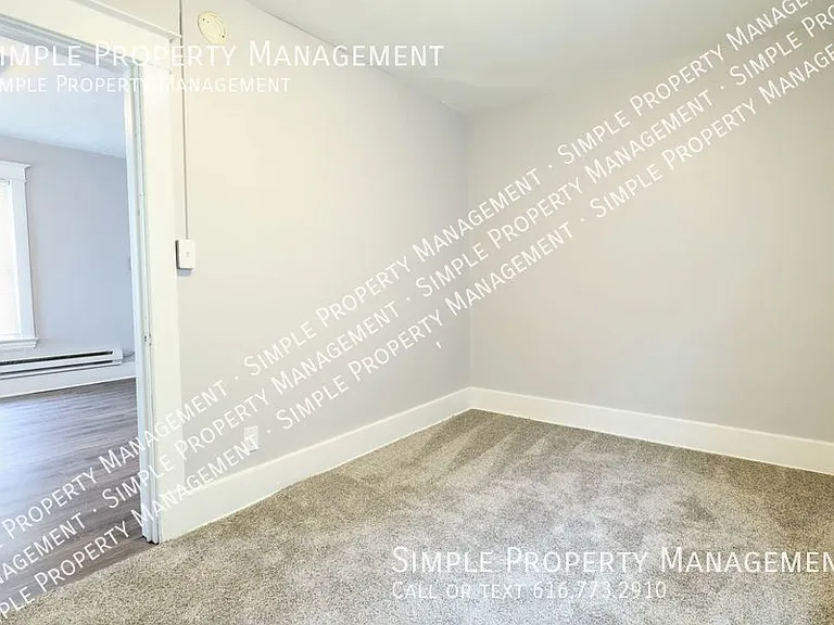 920 4th St NW #2 — Photo 8