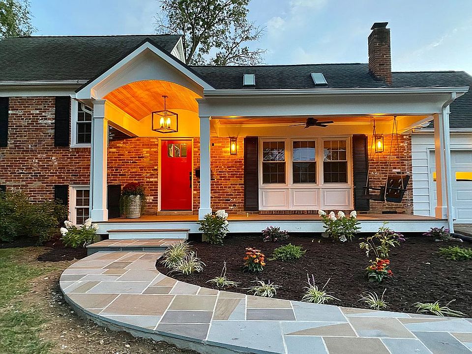 1st image of 1011 Neal Dr