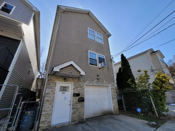 126 12Th Ave, Paterson City, NJ 07501