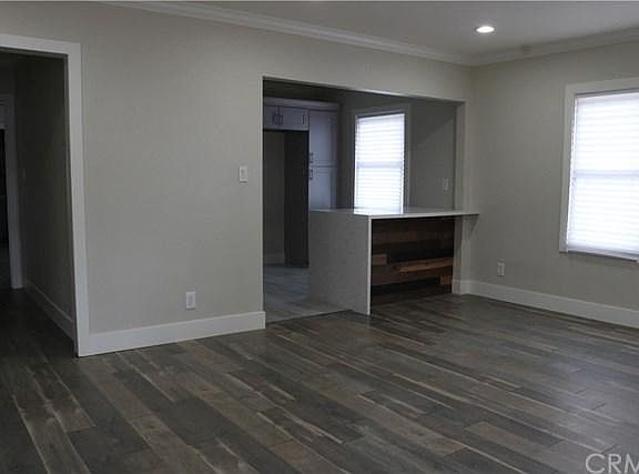 4th image of 8843 Newport Ave