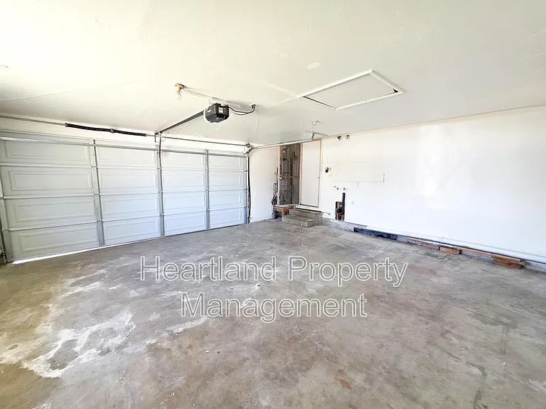 8725 Kelso St — Photo 8