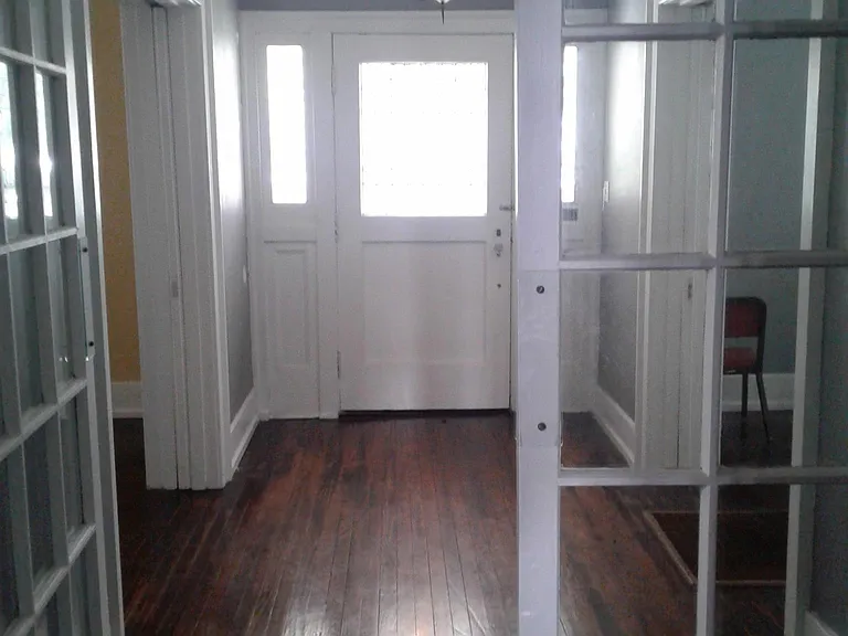 251 Michigan Ave — Photo 2
