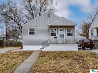 6132 Emmet St, Omaha, NE 68104