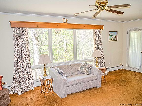 3rd image of 34 Glenerie Ln