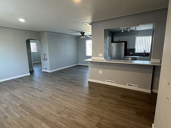 3rd image of 3680 Locust St