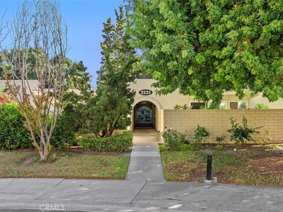 2233 Via Puerta UNIT B, Laguna Woods, CA, 92637