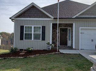 18 Cottage Crest Ct, Chickamauga, GA 30707