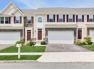 20 Washington Square Cir, Washington, NJ 07882