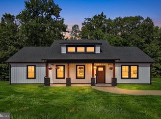 22274 Sunset Fields Dr, Lignum, VA 22726