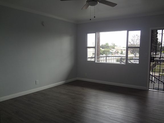 2nd image of 2730 Randolph St APT 225